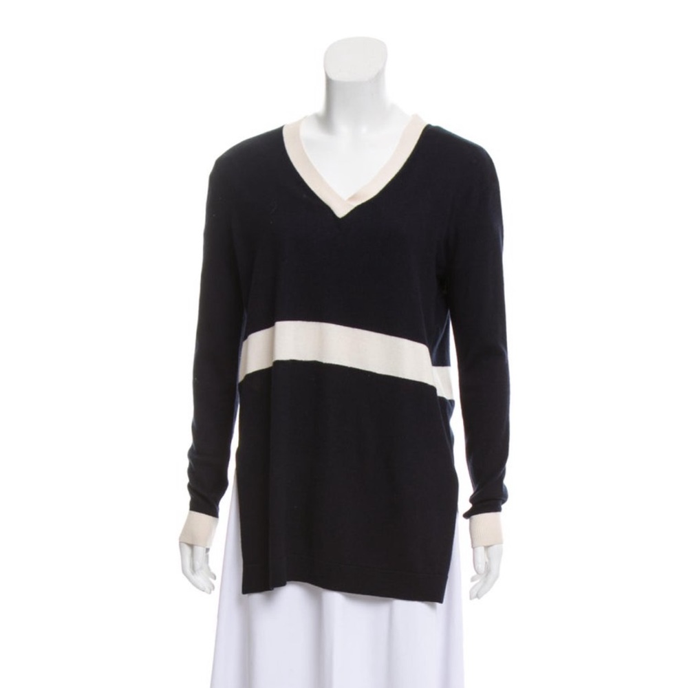 Vneck lightweight Navy Maxmara sweater